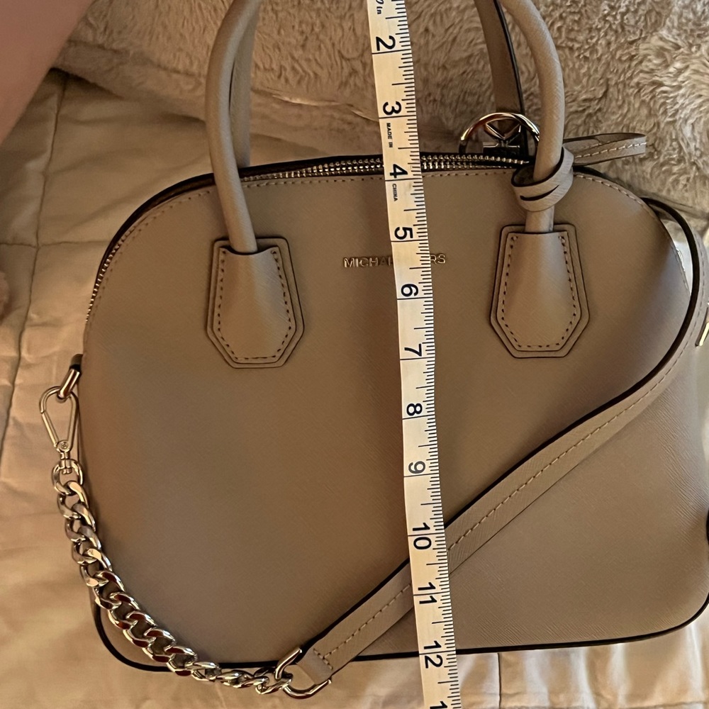 Authentic Michael Kors Shoulder Strap Purse - Picture 8 of 9